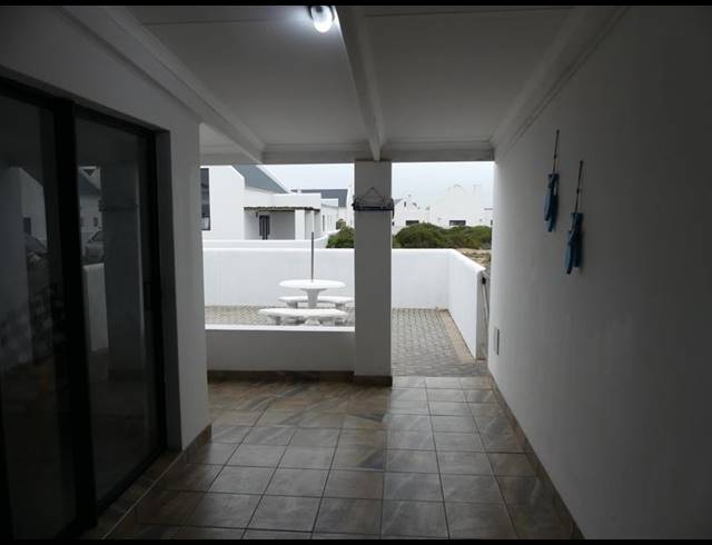 2 BEDROOM HOUSE FOR SALE IN BRITANNIA BAY